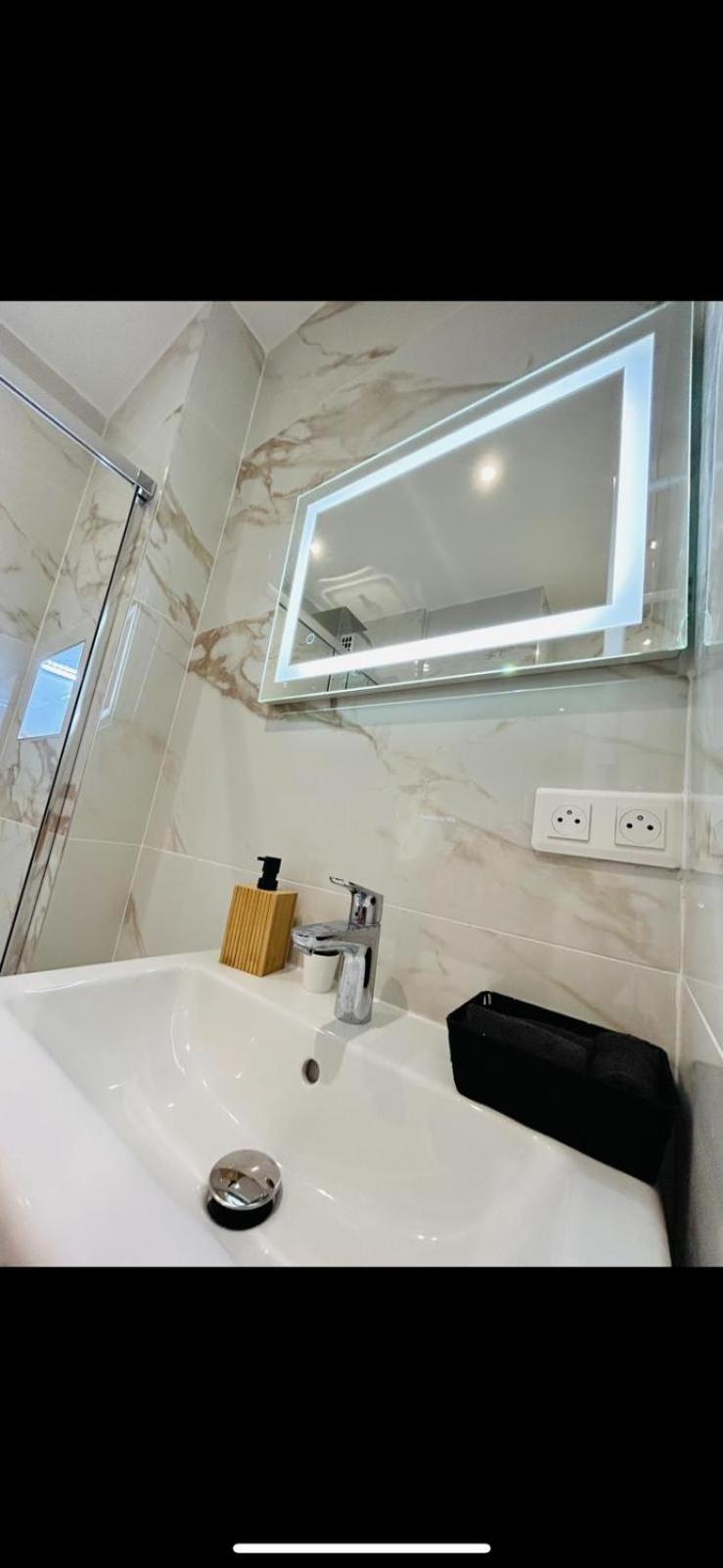 Ferienwohnung Studio Promenade Des Anglais Nizza Exterior foto